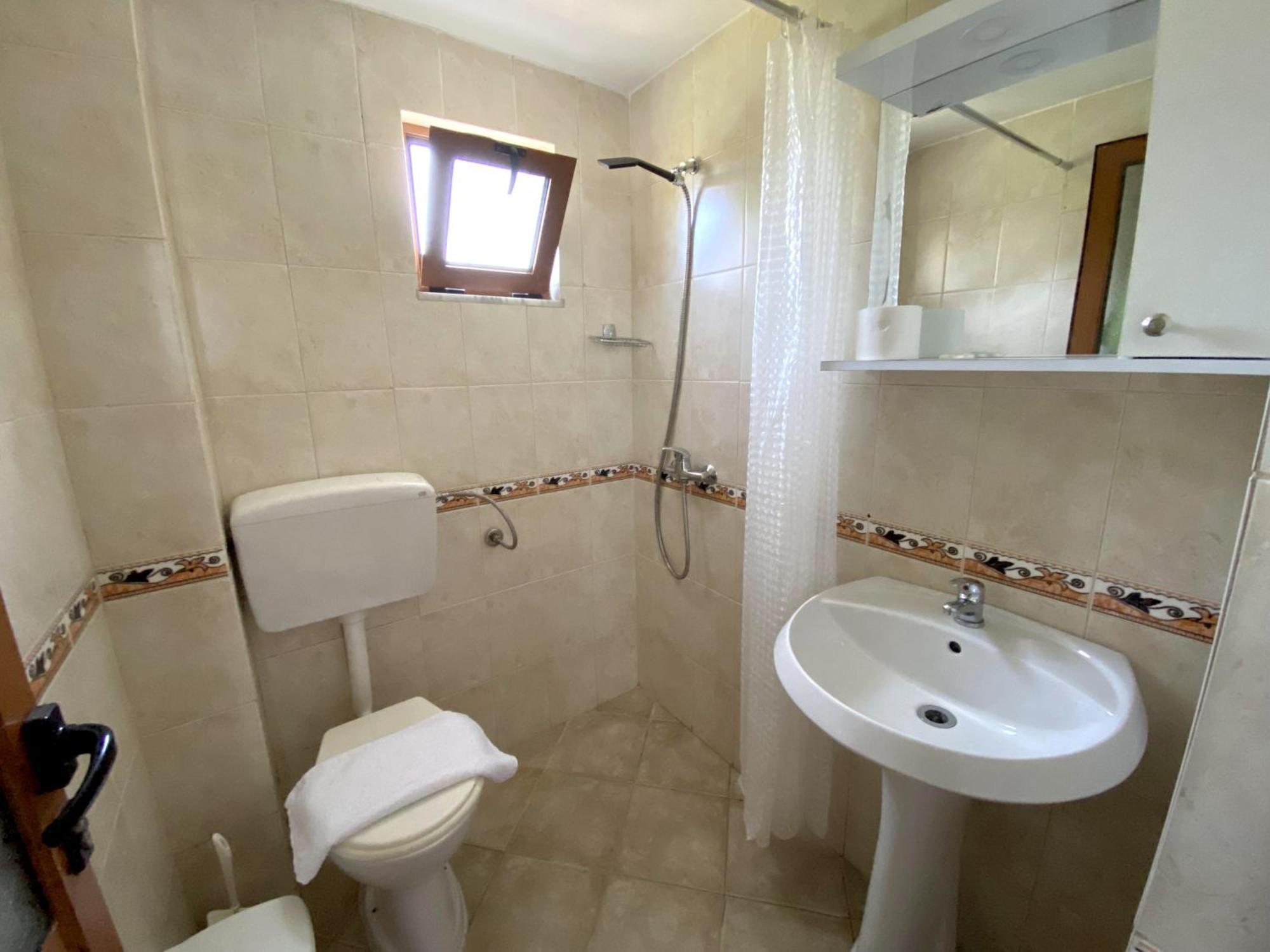 Flutura Apartments Vlorë エクステリア 写真